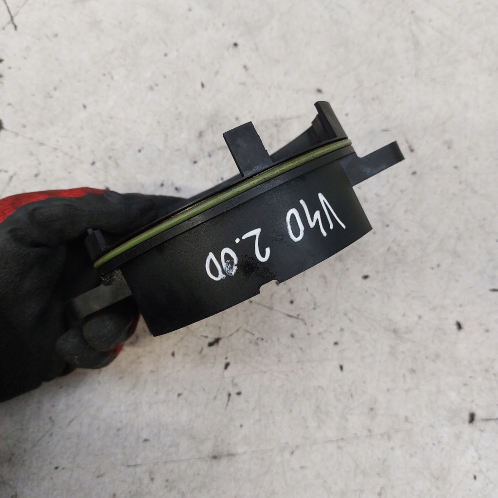 Volvo v40 2 d4 2,0d 2014 v42 сальник вала коленчатого 31375715 в Украине