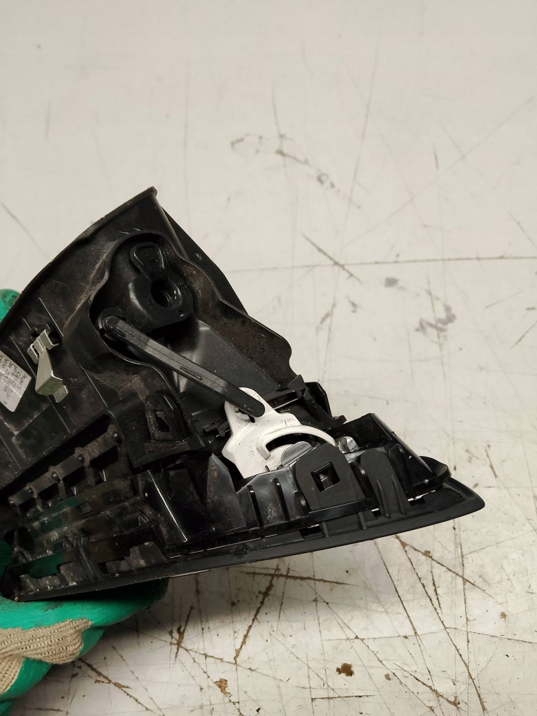 фото №9, Peugeot 308 ii t9 решётка впуск воздуха обдув левая 96778765