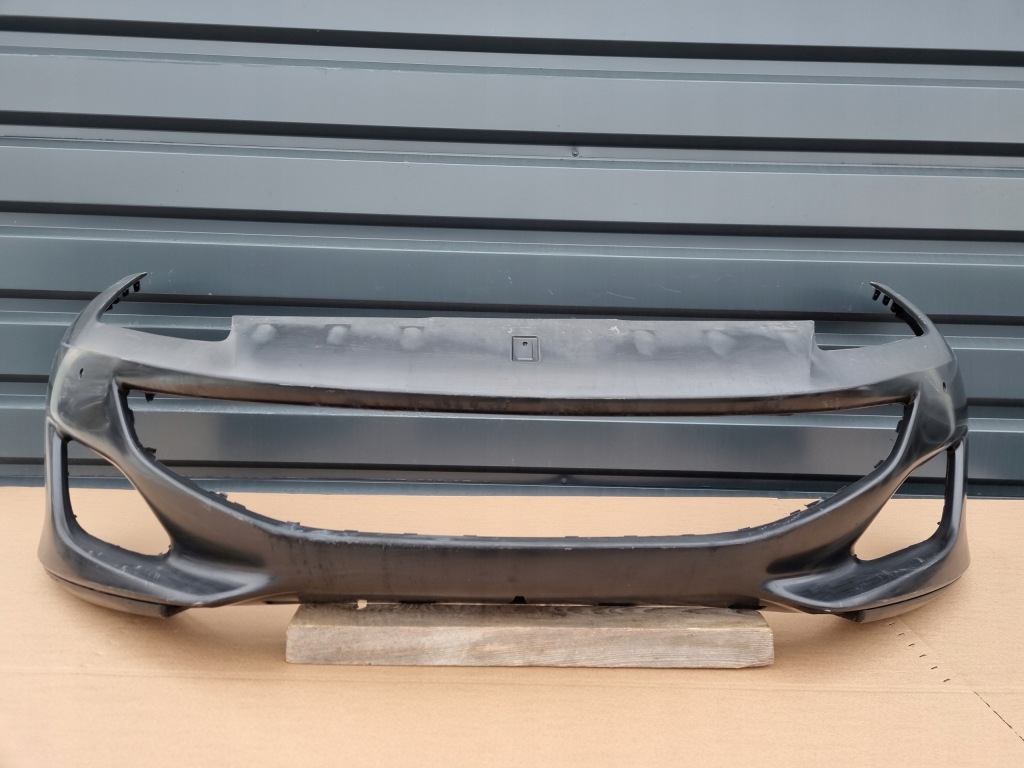 Купить Ferrari portofino 17- бампер перед оригинал a477