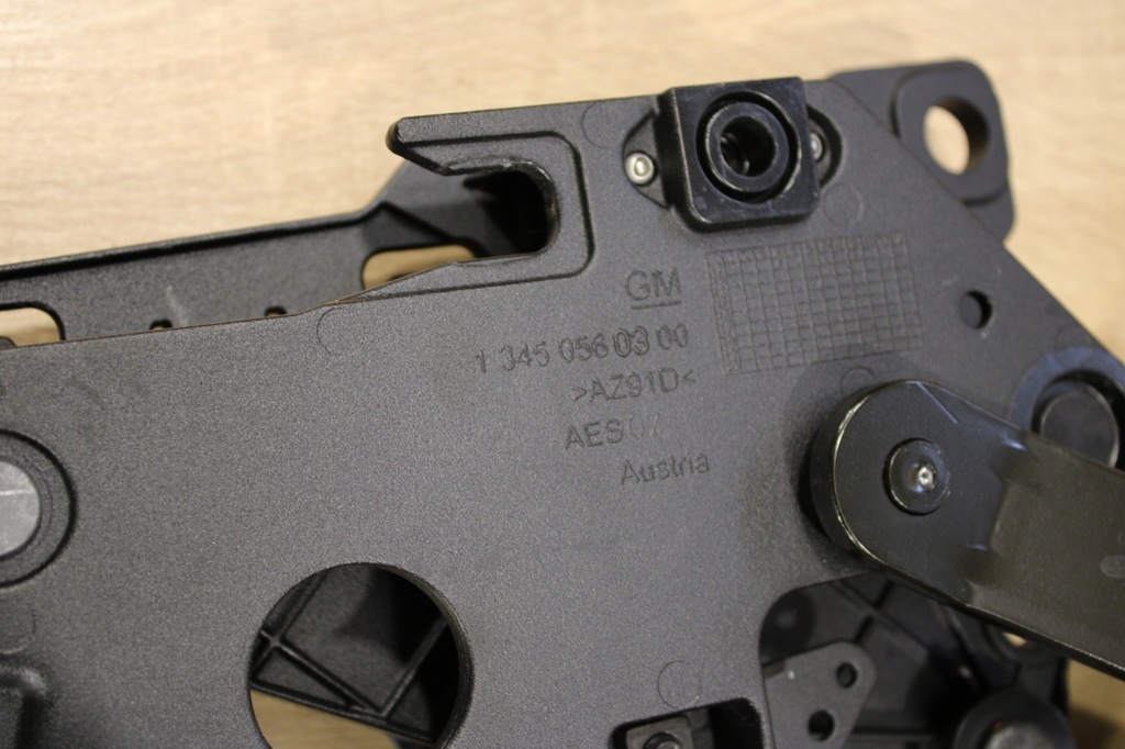 фото №6, Петля привод механизм крыша правый opel cascada