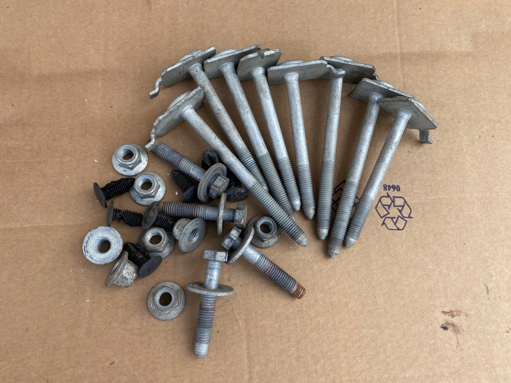 фото №1, Болти кріпильні підрамник перед ford mustang vi lift