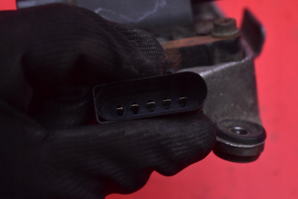 фото №7, Котушка запалювання 078905104 audi a6 c5 2.4 v6 170 km 01-04