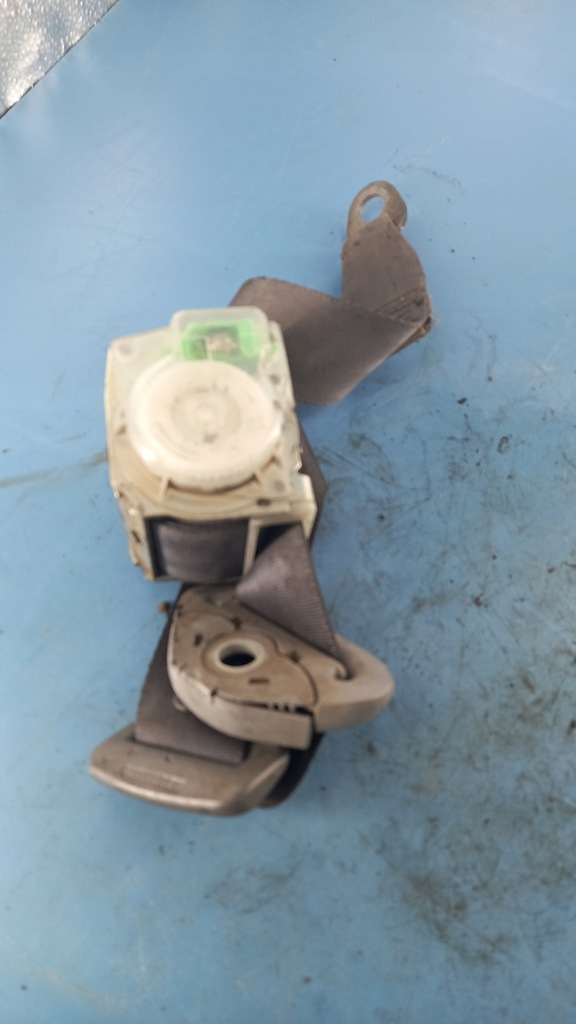 фото №2, Pas левый задняя iii ряд toyota previa 01r