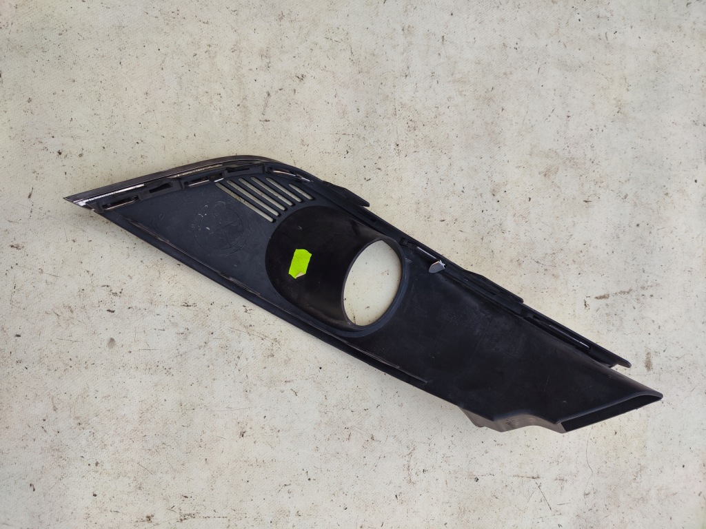 фото №3, Решётка бампера перед левая renault megane iv