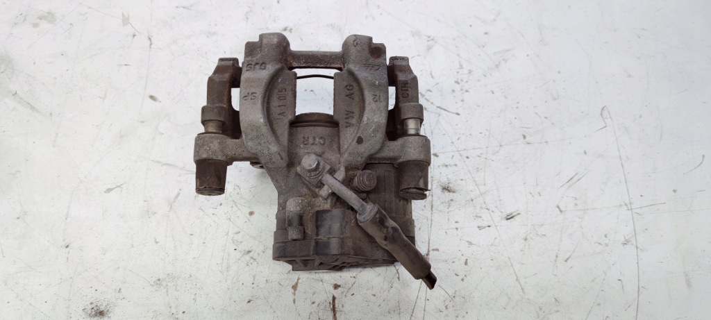 фото №1, Суппорт тормозной правый задняя audi q3 f3 3q0615406r