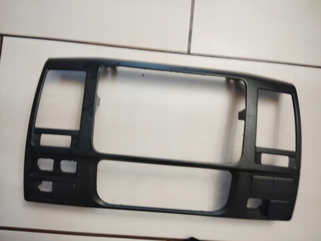 фото №1, Vw t5 lift рамка радіо