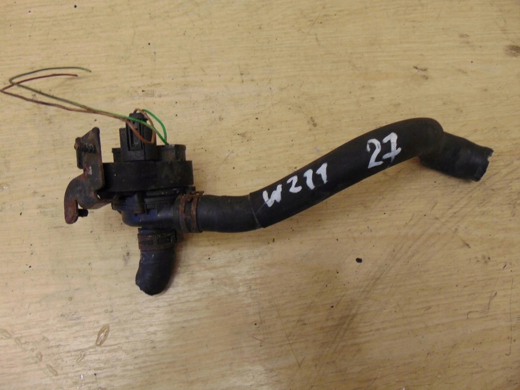 фото №1, Помпа wody a2118350014 w211 3.0 cdi