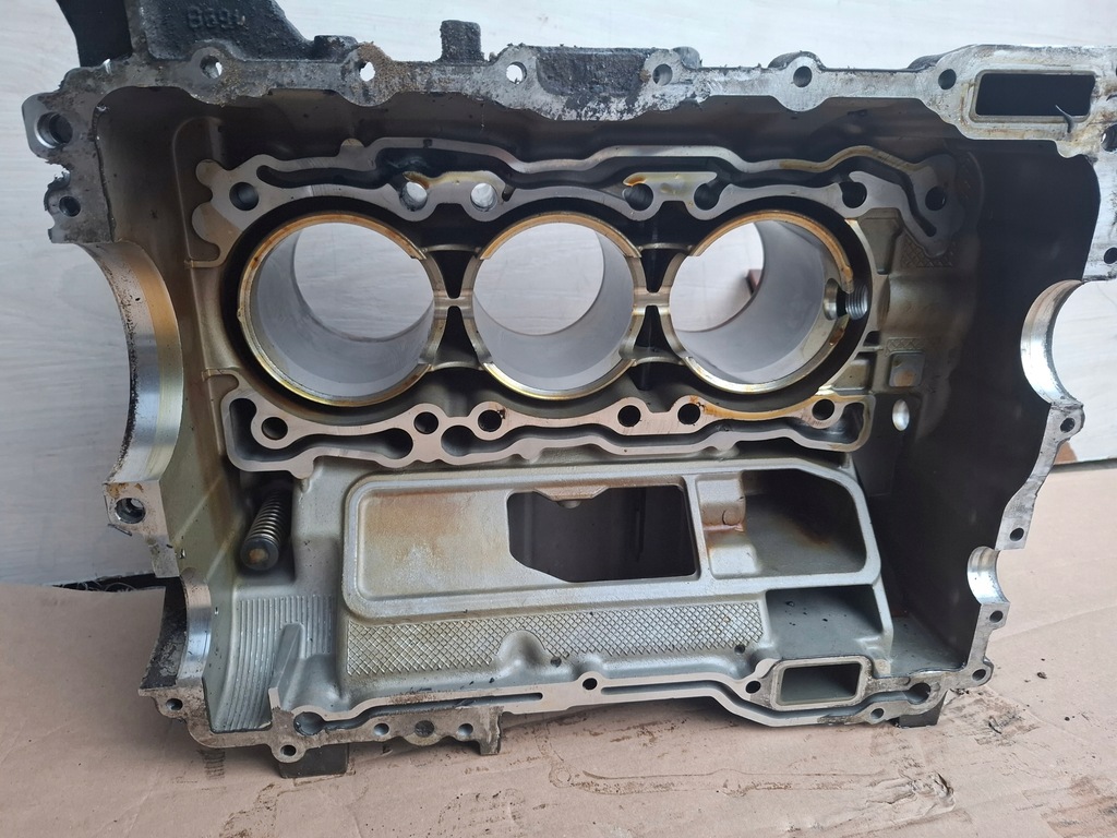 фото №12, Блок полублок двигателя двигателя porsche 996 m96.03 3.6 2004r