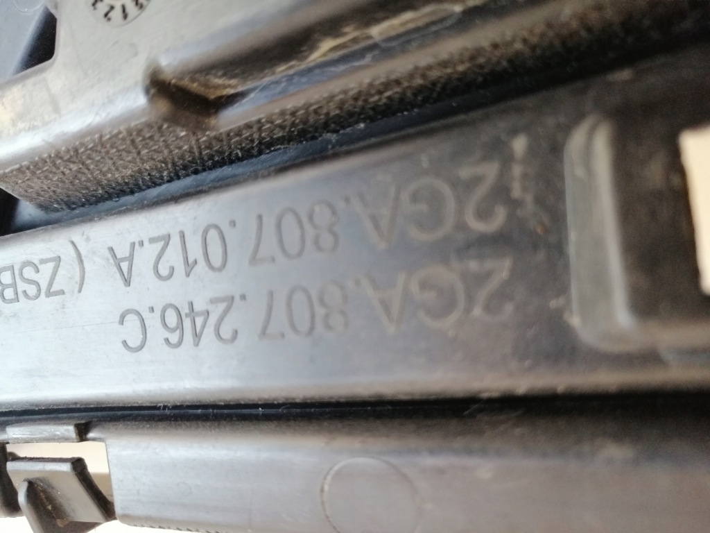 фото №4, Vw t-roc решітка права ліва бампера задня