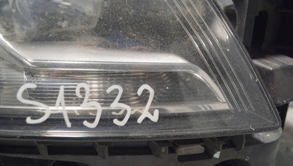 фото №7, Лампа правий перед audi a3 8p lift 08- s1332