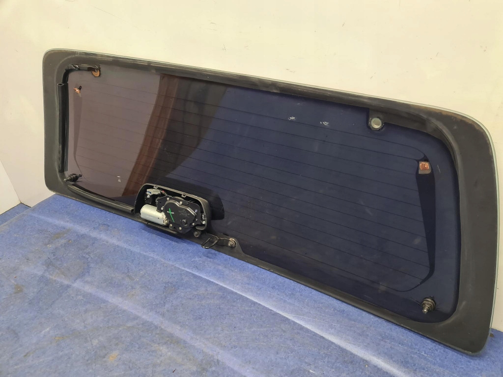 Ford maverick ii рестайлинг  стекло задняя yn Цена