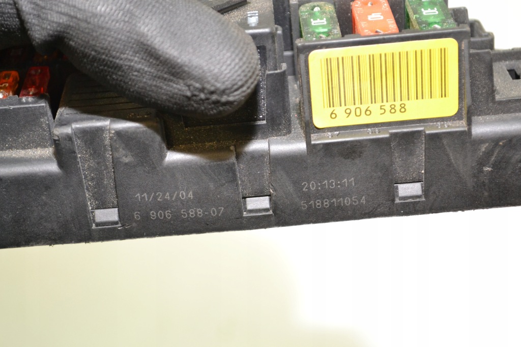 Bmw 5 e60 e61 модуль коробка запобіжників 6906588 Недорого