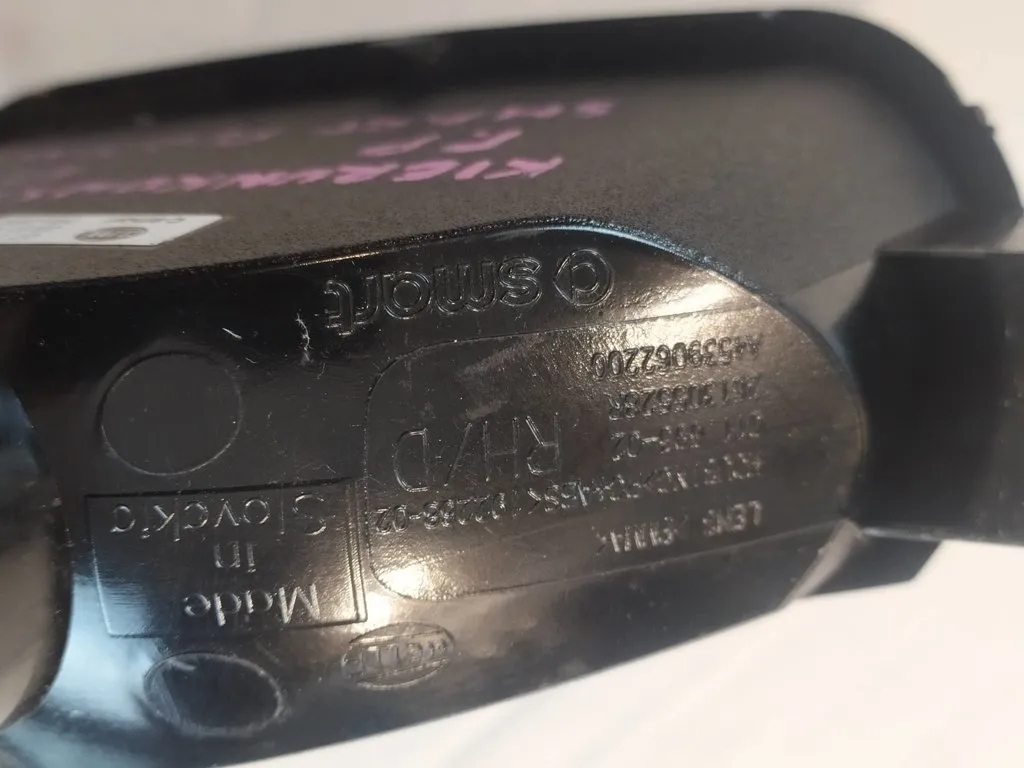 фото №3, Поворотник правый новый smart forfour