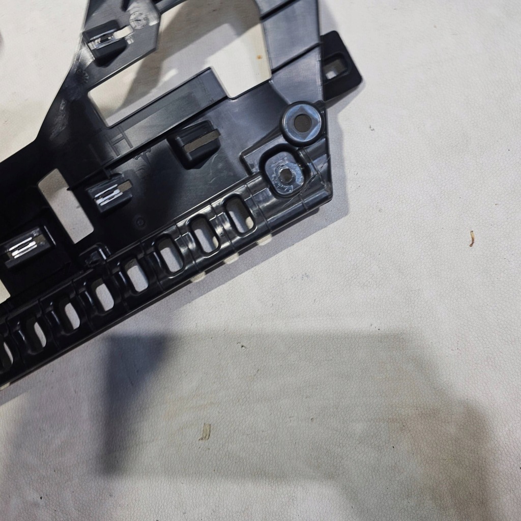 фото №11, Кронштейн кронштейн стойка c левый tesla model s plaid 1587702-00-c