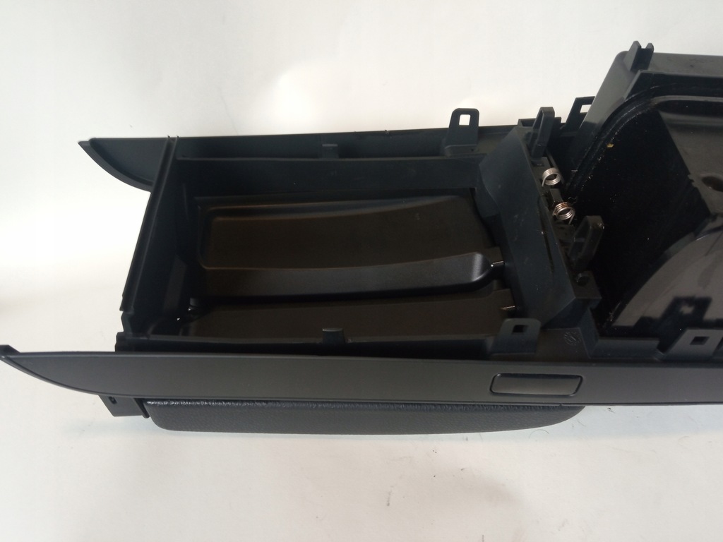 фото №10, Тунель підлокітник mercedes w204 a2046801339