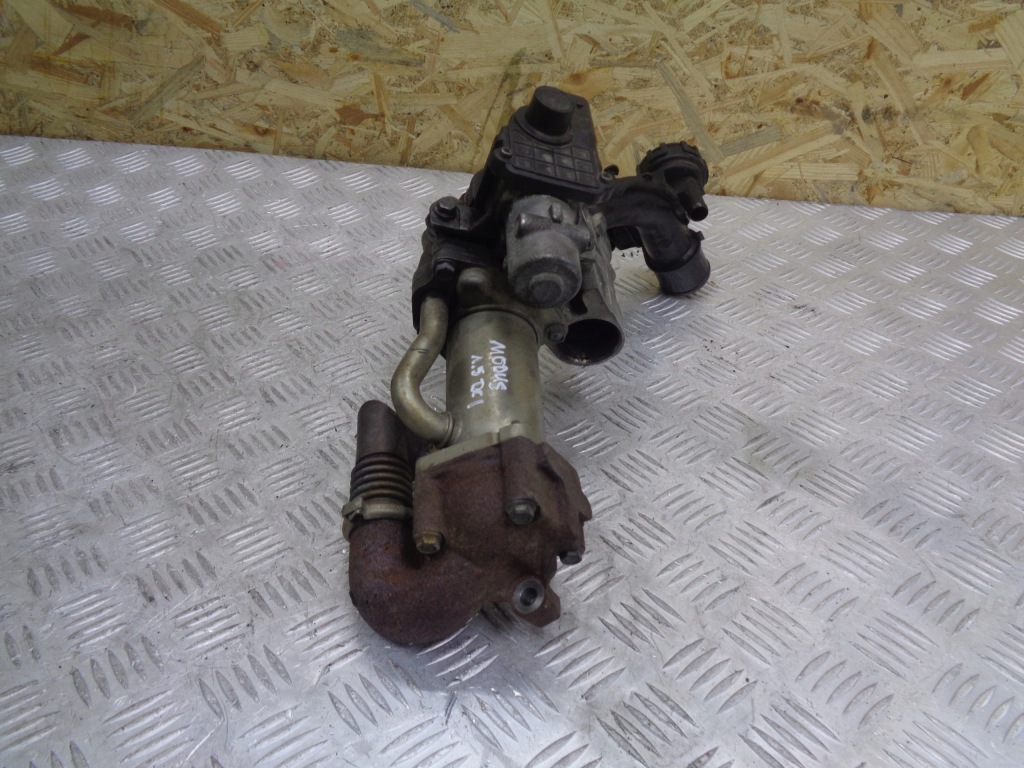Клапан egr радіатор вихлопних газів 8200446882 renault modus 1.5dci 2004- Доставка