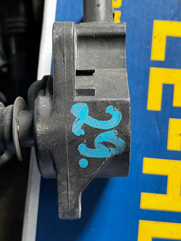 29 mercedes amg котушка запалювання 1561500280 в Україні