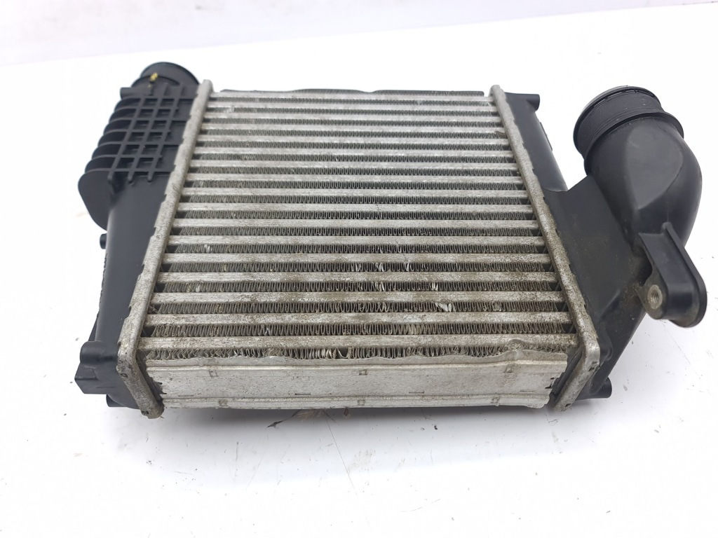 Купить Peugeot 3008 2 2017 интеркулер p9675627980