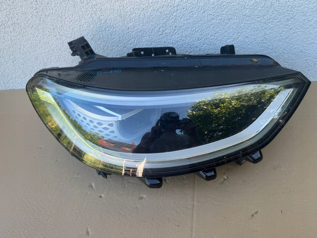 фото №1, Vw id.3 id3 full led - лампа правая правый перед передняя 10b941036a