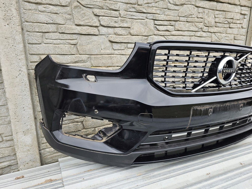 фото №2, Volvo xc40 design r-design бампер перед