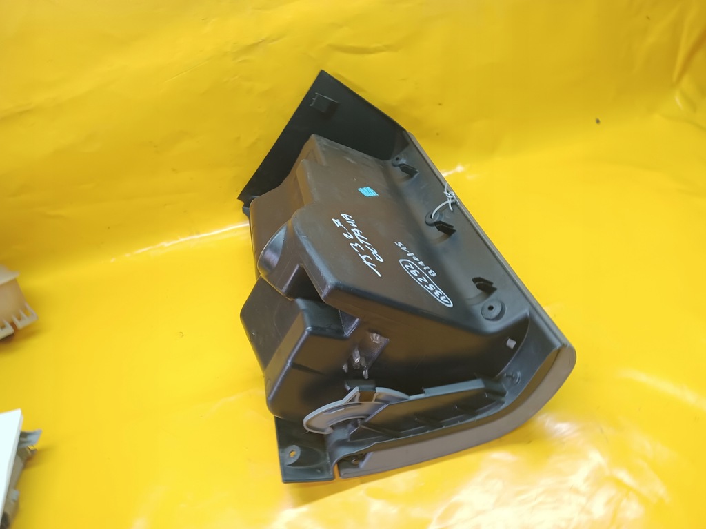 фото №9, Бардачок пассажира skoda octavia i 99-10r 1u1857097 цвет siwy .