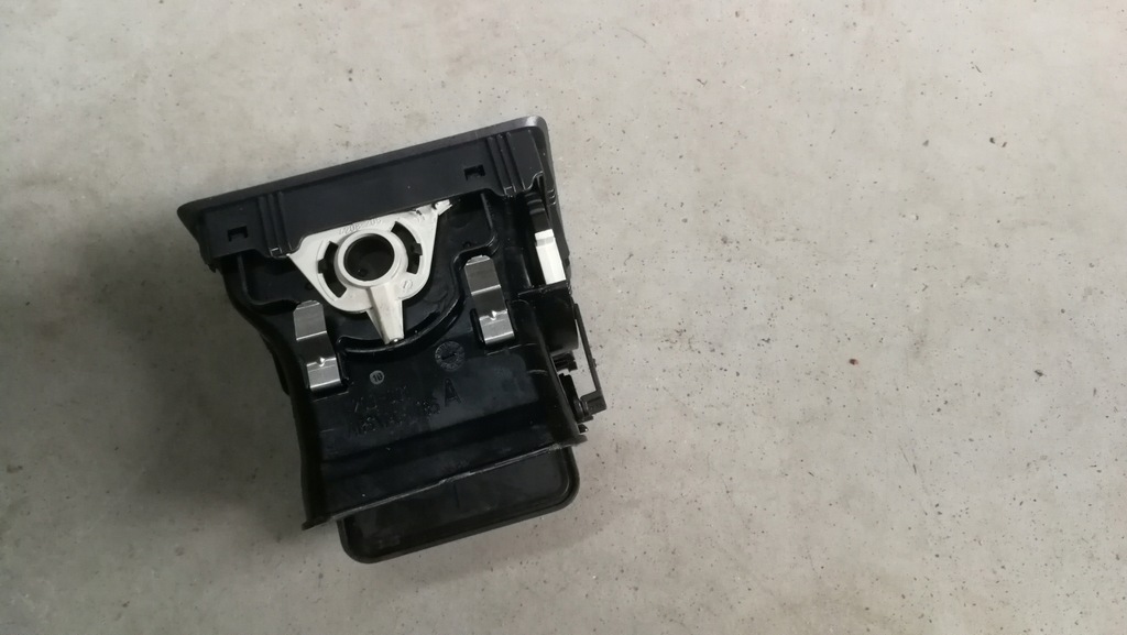 фото №5, Решётка обдув левая перед skoda fabia i 99-07