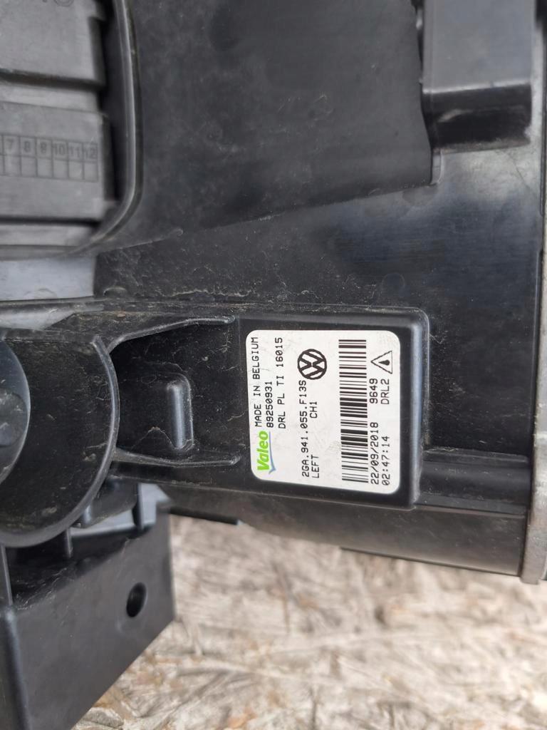 Vw t-roc противотуманная фара led drl оригинал Оригинал