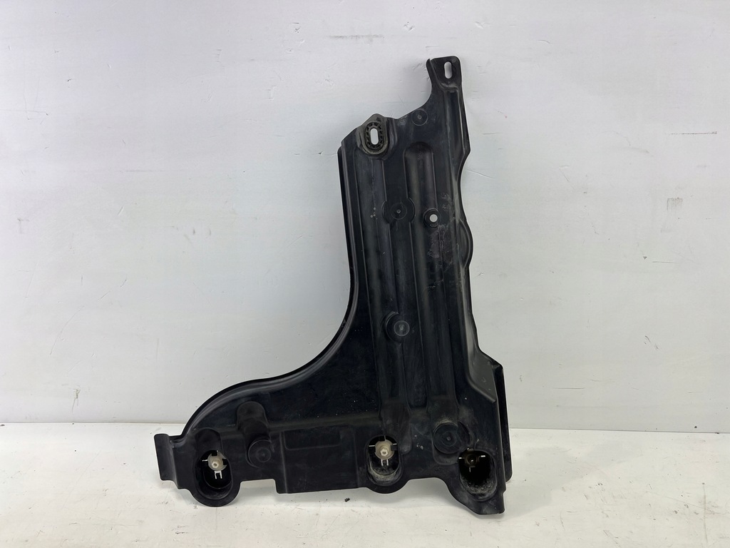 фото №1, Плита защита подвеска правая задняя citroen ds3 crossback 9823547080