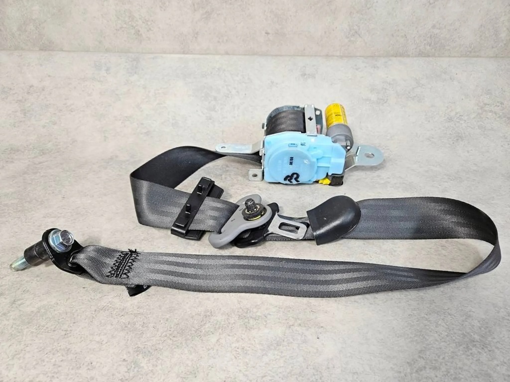 фото №6, Pas натяжитель правый перед kia sorento i lift 07-09