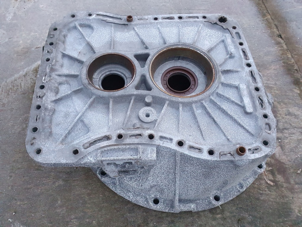 фото №4, Корпус фланець коробки ishift автоматична коробка передач volvo renault