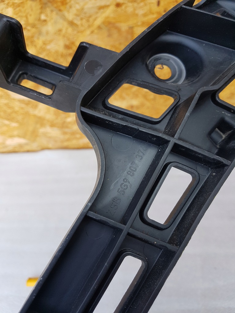 фото №8, Напрямна бампера правий задня vw golf vii 5g9807356 5g9807376