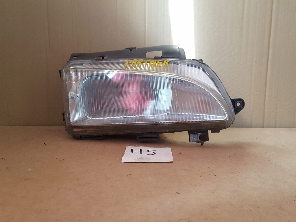 фото №1, Peugeot partner 1 i фара лампа правая ładna!