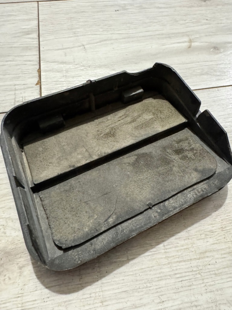 фото №6, Tesla s 85 13-16 решітка вентиляційна бампера задня b280b62