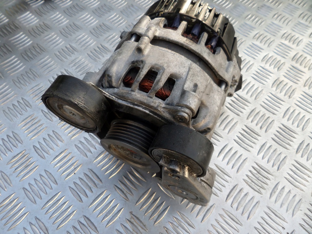 Купить Генератор audi a6 c8 a7 2.0 tdi 04l903018bx 210a