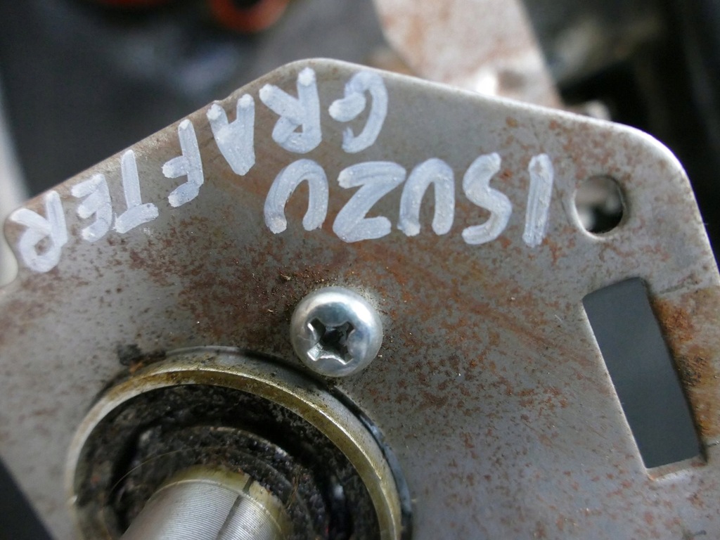 фото №8, Isuzu grafter n35 колонка кермова хрестовина n75