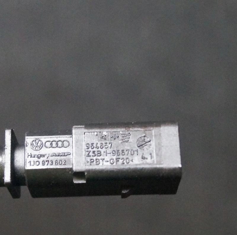 фото №5, Volkswagen jetta a6 датчик температури 04l906088bq 1j0973802 2.0tdi 110kw