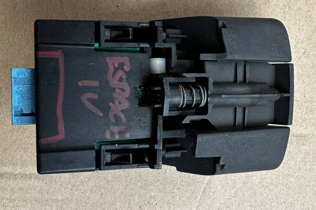 Важіль ручка кнопка гальма ручного renault espace iv 8200550545 Ціна