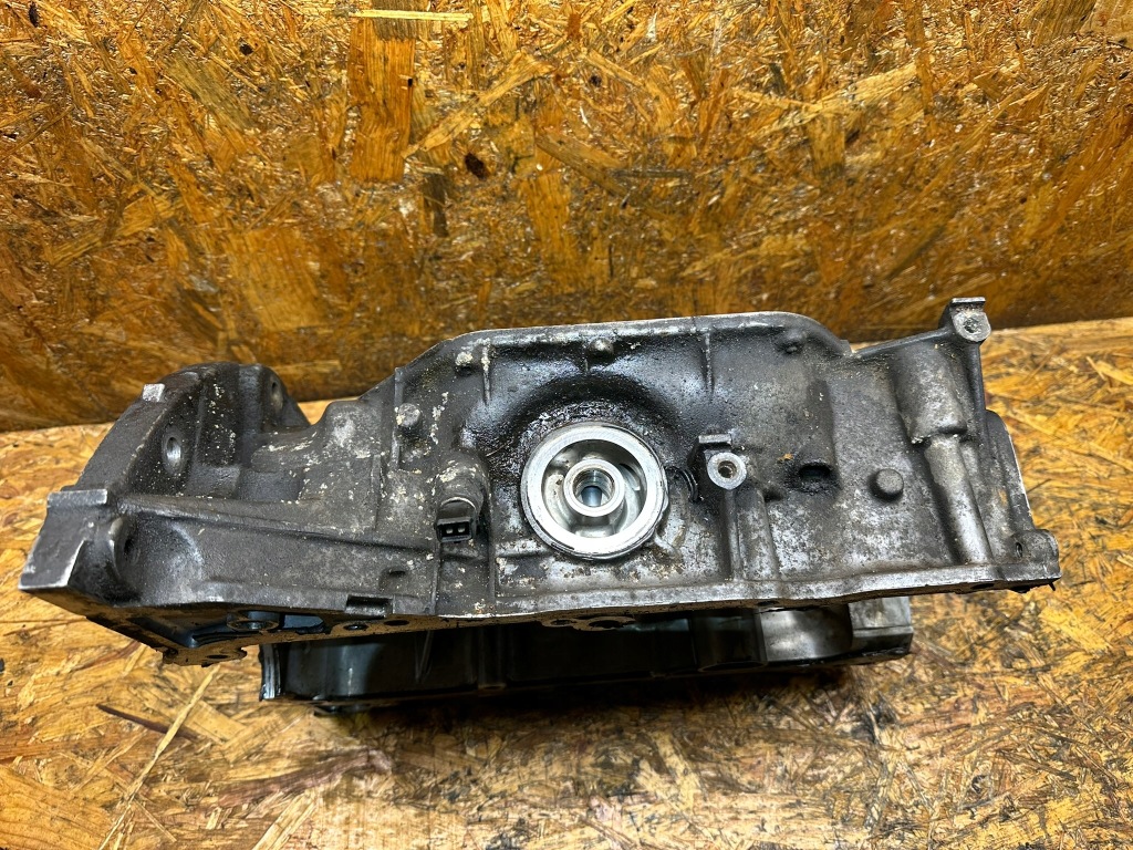 Піддон насос оливи масляна renault nissan mr20 2.0 16v Недорого