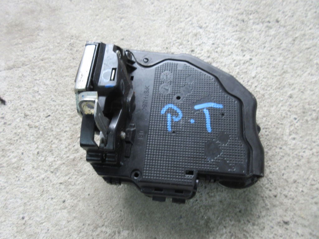 фото №1, Honda civic ix sedan 12-16 замок правый задняя