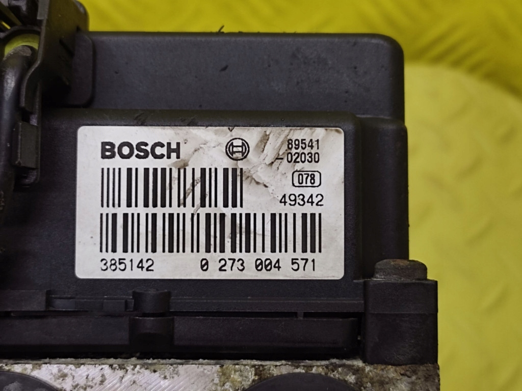 фото №8, Toyota corolla e12 kombi 2.0 d4d насос abs 0273004571