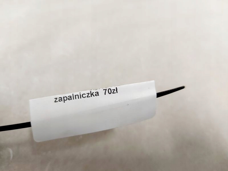 фото №6, Mercedes w123 пепельница средняя прикуриватель