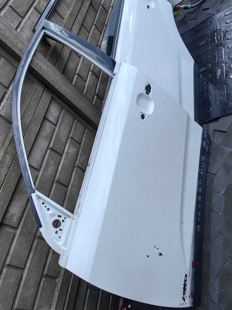 фото №2, Kia sorento 2011 дверь левая