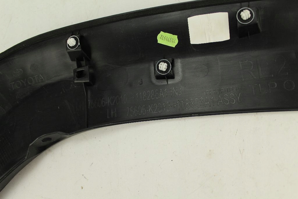 фото №10, Молдинг крыла toyota yaris cross левый задняя