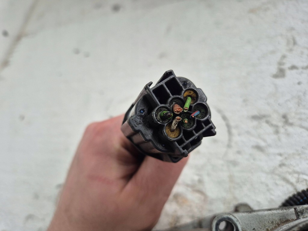 фото №5, Дроссельная заслонка 9497244 volvo v70 ii s80 xc70 xc90 2.4