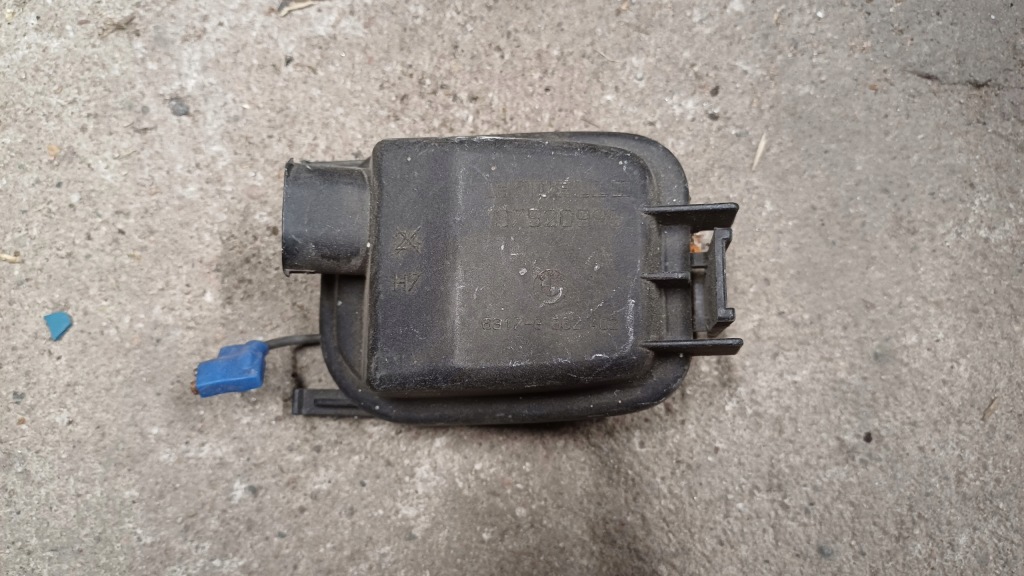 Купити Bmw 7 e38 заглушка кришка протитуманної фари 8362402