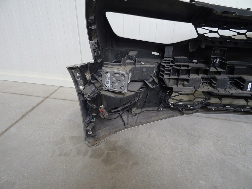 фото №13, 2016+ camaro 6.2 ss 2ss 50th бампер перед передний kompletny drl решётка радиатора