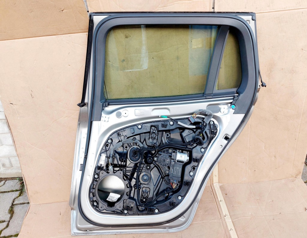 фото №10, Volvo v60 ii 18r. дверь правый задняя цвет 727-46