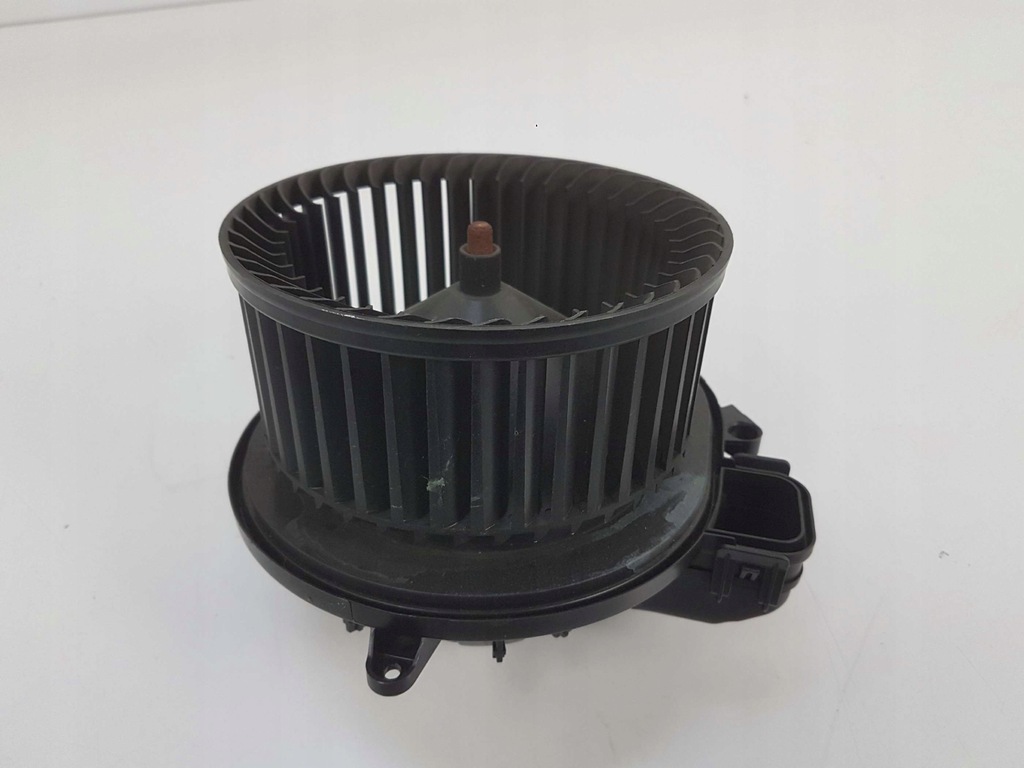 фото №1, Bmw f30 вентилятор обдув повітродувка 9319919 t942466 eu