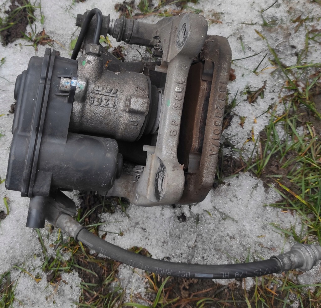 фото №1, Jeep cherokee kl 2018 гальмівні колодки гальмівні задня праве