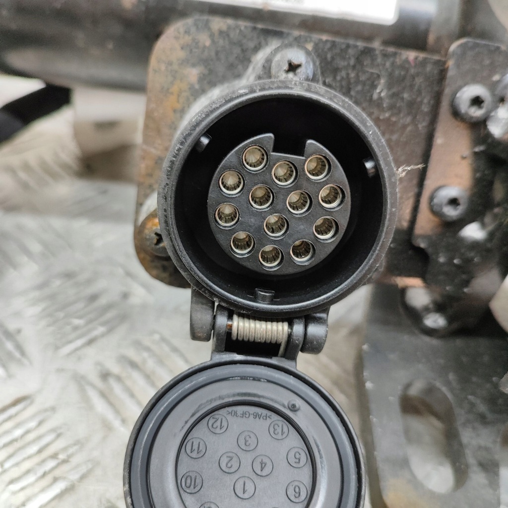 Tesla model x 2020 hak буксирувальний / комплект Київ